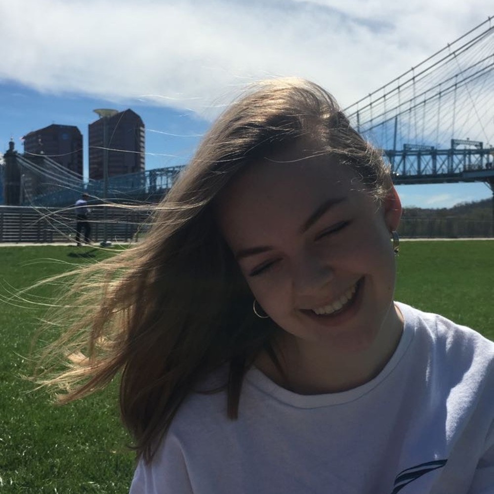 Meet your Posher, Rebecca